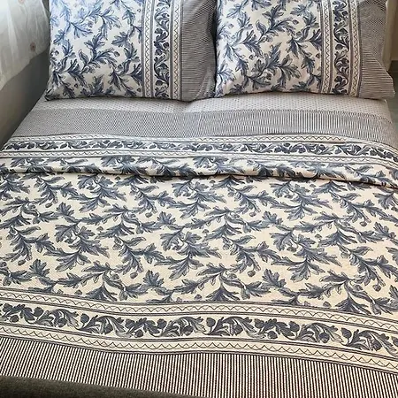 Apartmán Bodrum-turgutreis Merkezde Plaja 50 Metre Uzaklikta 1 Ve 2 Numarali Daireler *