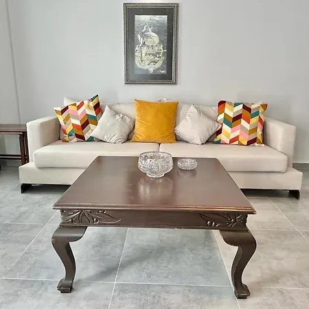 Bodrum-turgutreis Merkezde Plaja 50 Metre Uzaklikta 1 Ve 2 Numarali Daireler Apartmán