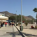 Appartamento Bodrum-turgutreis Merkezde Plaja 50 Metre Uzaklikta 1 Ve 2 Numarali Daireler Bodrum