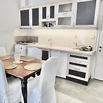 Appartamento Bodrum-turgutreis Merkezde Plaja 50 Metre Uzaklikta 1 Ve 2 Numarali Daireler