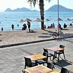 Bodrum-turgutreis Merkezde Plaja 50 Metre Uzaklikta 1 Ve 2 Numarali Daireler Appartamento *