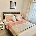 Bodrum-turgutreis Merkezde Plaja 50 Metre Uzaklikta 1 Ve 2 Numarali Daireler * Bodrum