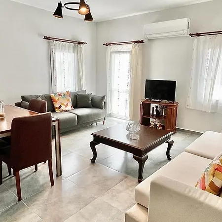 Turgutreis Merkezde Plaja 50 Metre * Bodrum