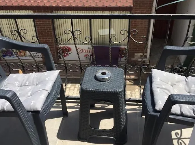 Appartement Bodrum-turgutreis Merkezde Plaja 50 Metre Uzaklikta 1 Ve 2 Numarali Daireler